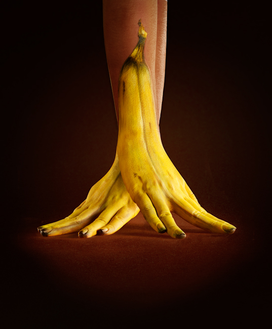 Strange banana love 1 9a19031dbac92ef54f74ae10ccd313b0