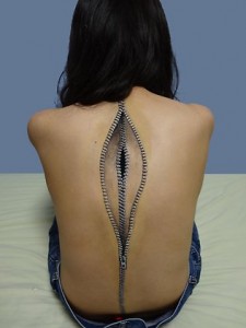 Chooo San body art - zipper back