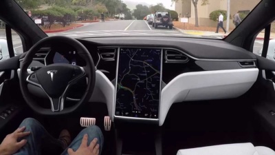 Tesla driver assistance autopilot