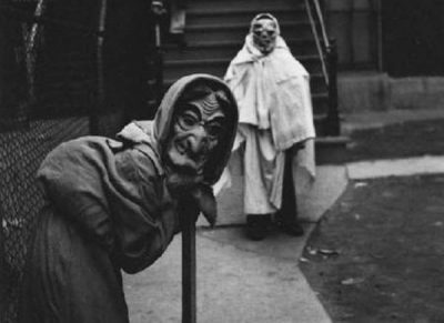 Vintage Halloween Costumes Were Way Scarier Than Modern-day Costumes