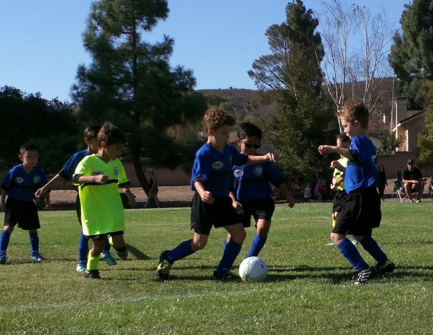 Sports like soccer and basketball are better for young athletes' bones than running alone. 1 Youth soccer U7