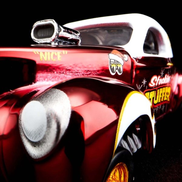 RLC Exclusive ’41 Willys Gasser Holiday Hot Wheels Car - front close