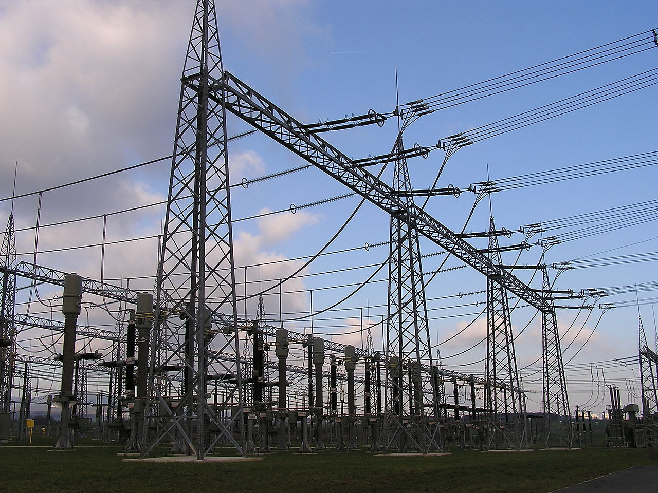 Electricity transmission lines at the Kriftel substation near Frankfurt, Germany