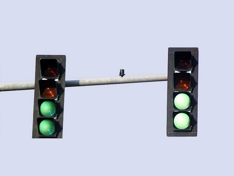 Four light traffic signal