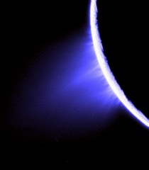 Plumes of vapor captured shooting from Saturn's moon Enceladus