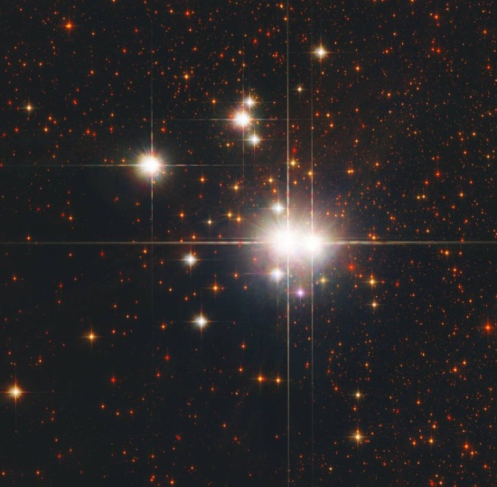 open star cluster caldwell 82 aka ngc 6193 and its 2 o type stars