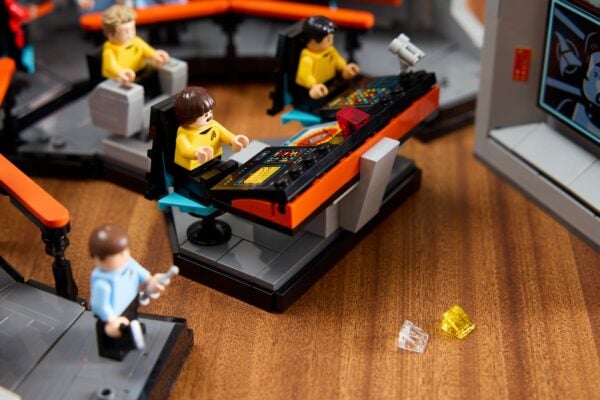 Star trek lego enterprise bridge warps in for 60th 4 imgi 404 blt68b96db9d6f9e80c 11385 Lifestyle Build 06