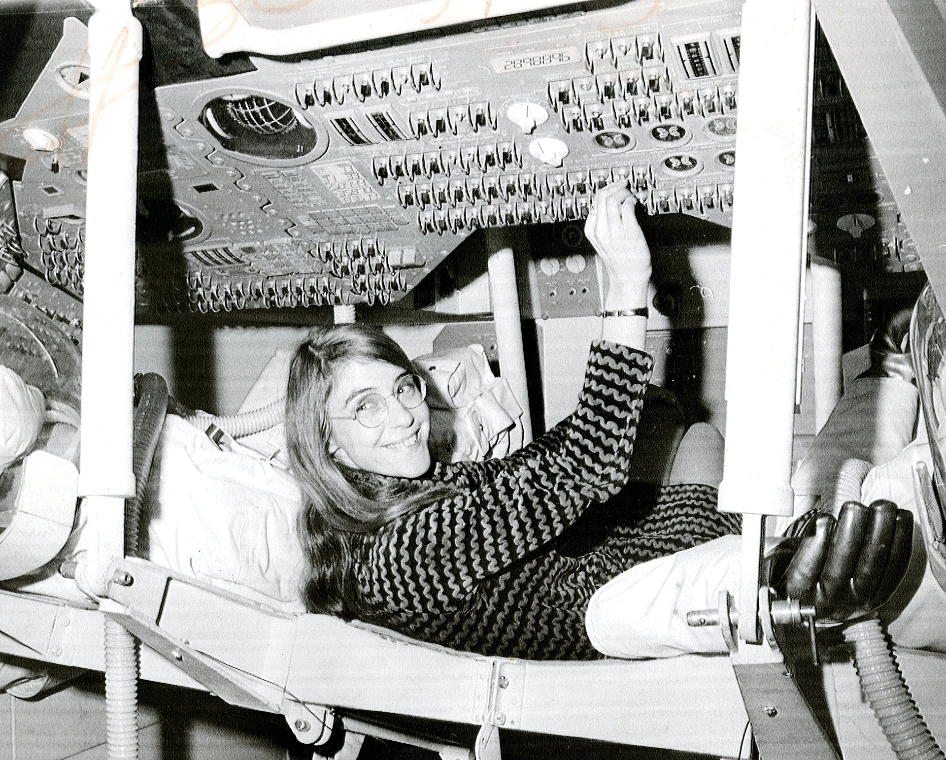 Margaret hamilton, apollo’s software guardian, leaves a towering geek legacy 1 Margaret Hamilton, lead Apollo flight software engineer, in the Apollo Command Module.