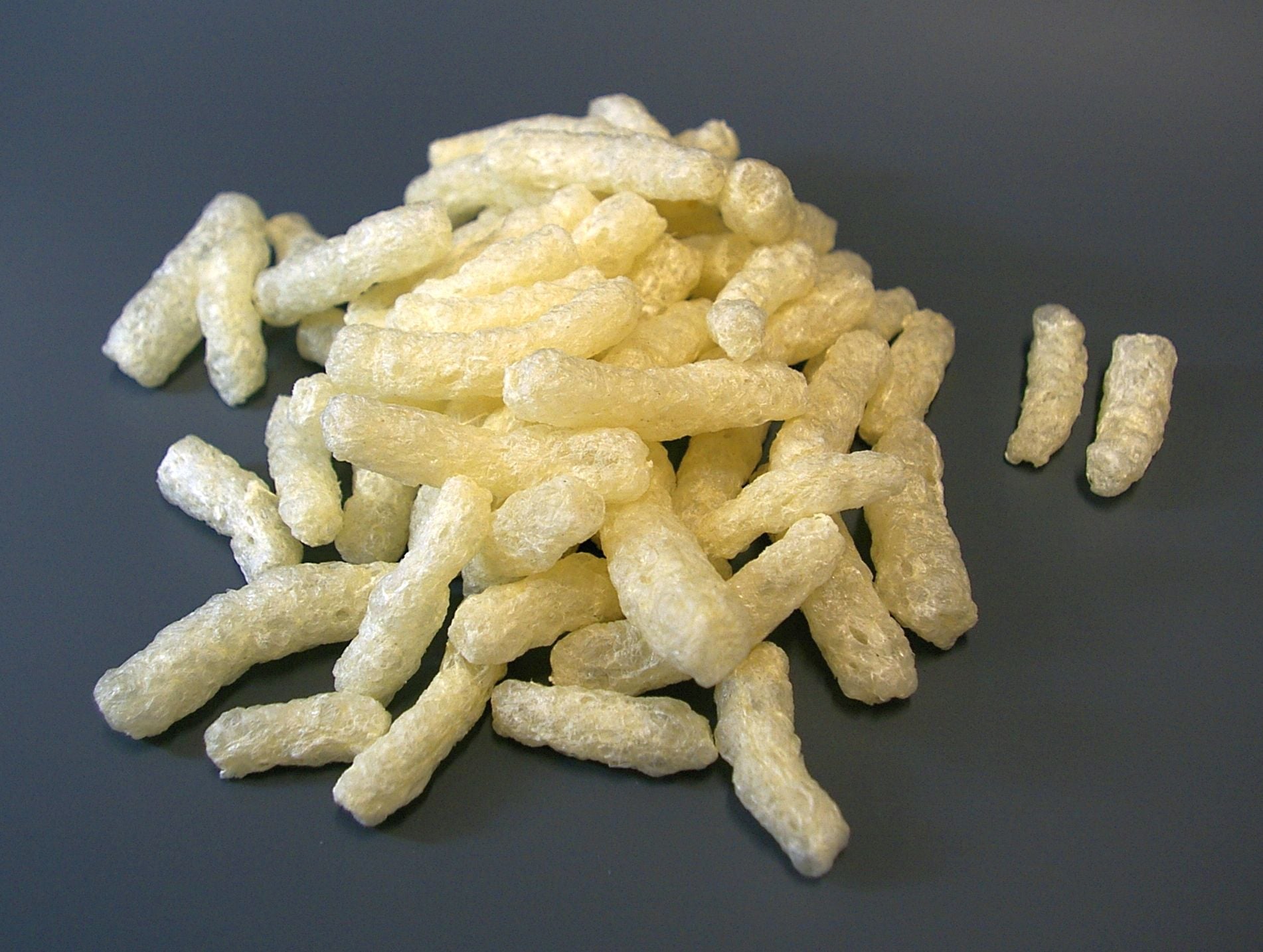 Ai hunts evolved enzymes to chew through plastic waste 1 Packaging chips made by bioplastics (Thermoplastic Starch)